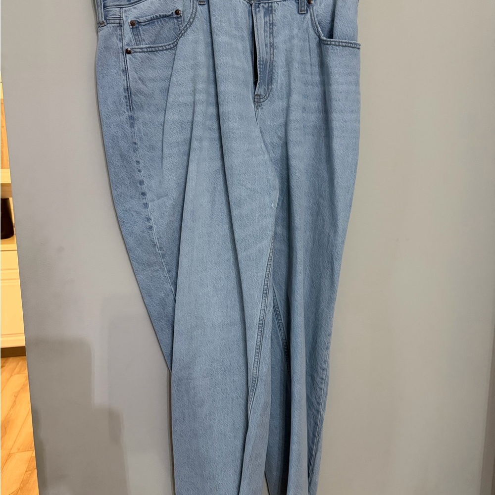 Abercrombie & Fitch Light Blue High-Rise Women's Jeans
